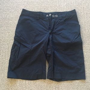 Men’s waist 32 Arc’teryx shorts